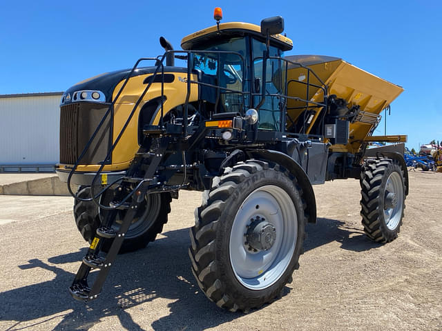 Image of RoGator RG1100C equipment image 2