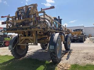 Main image Ag-Chem RoGator 1184 3