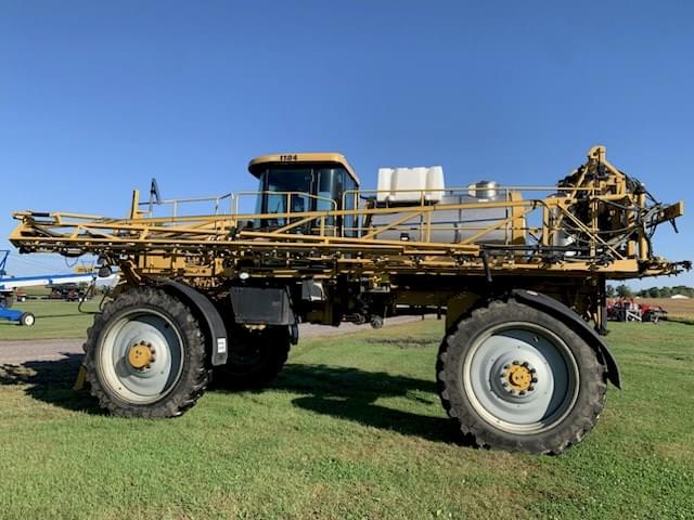 Image of Ag-Chem RoGator 1184 Primary image