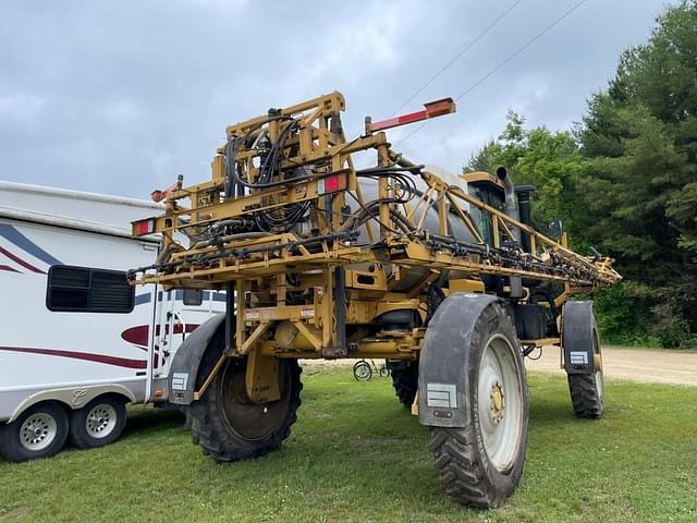 Image of Ag-Chem RoGator 1184 equipment image 4