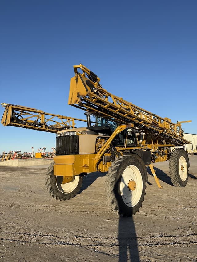 Image of Ag-Chem RoGator 1286C equipment image 1