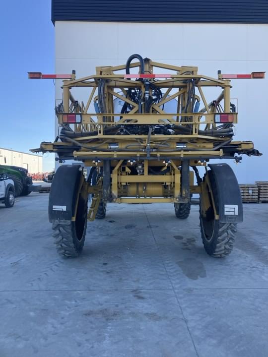 Image of Ag-Chem RoGator 1286C equipment image 4