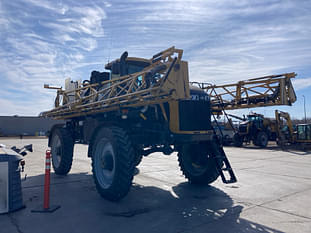 2019 RoGator RG1300C Equipment Image0