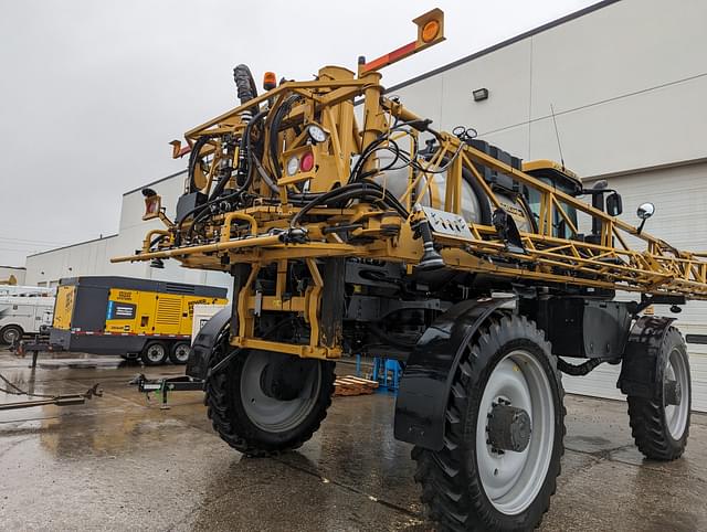 Image of RoGator RG1300C equipment image 2