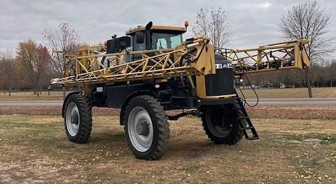 Image of RoGator RG1300C equipment image 3