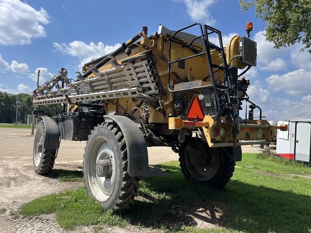 Image of RoGator RG1300C equipment image 2