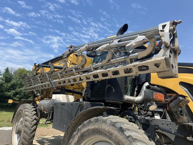 Image of RoGator RG1300C equipment image 4