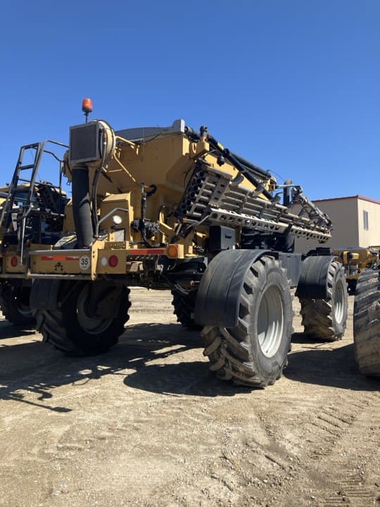 Image of RoGator RG1300C equipment image 3