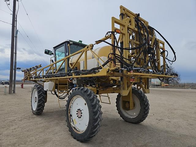 Image of Ag-Chem RoGator 554 equipment image 4