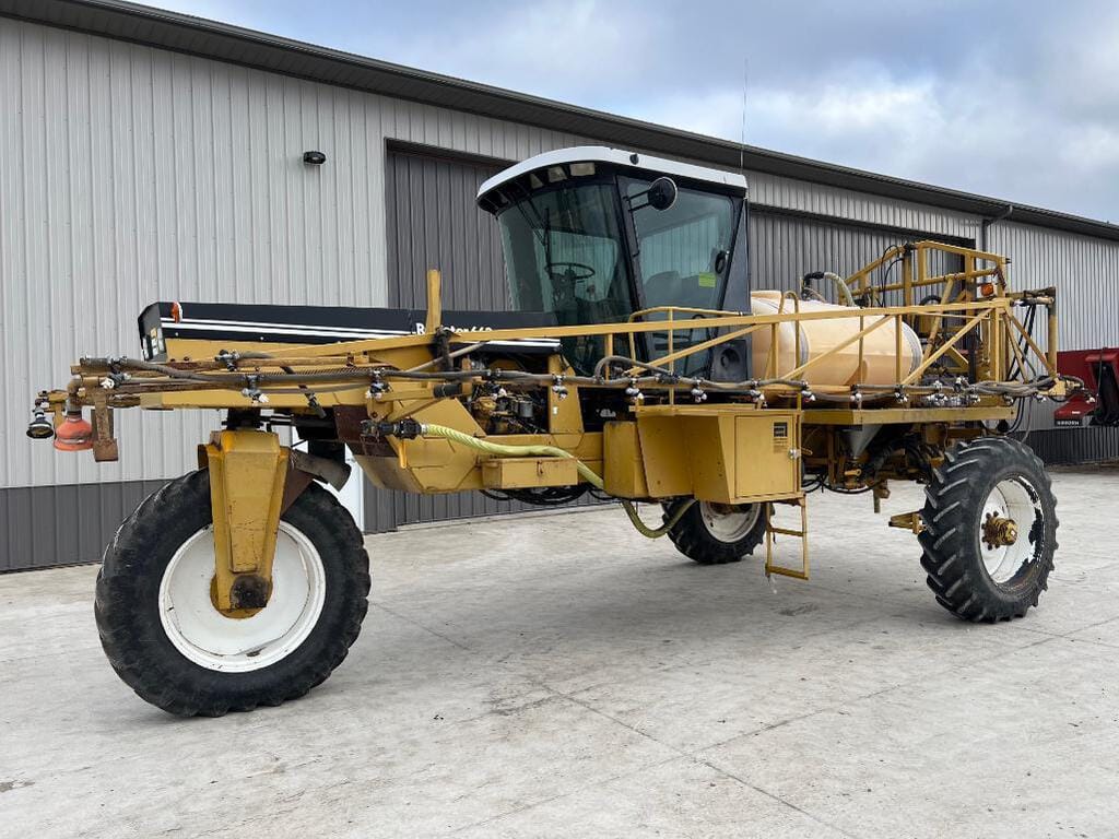 Main image Ag-Chem RoGator 663