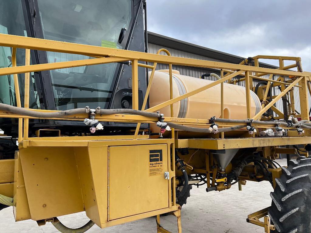 Main image Ag-Chem RoGator 663 12