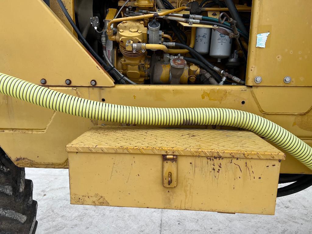 Main image Ag-Chem RoGator 663 17
