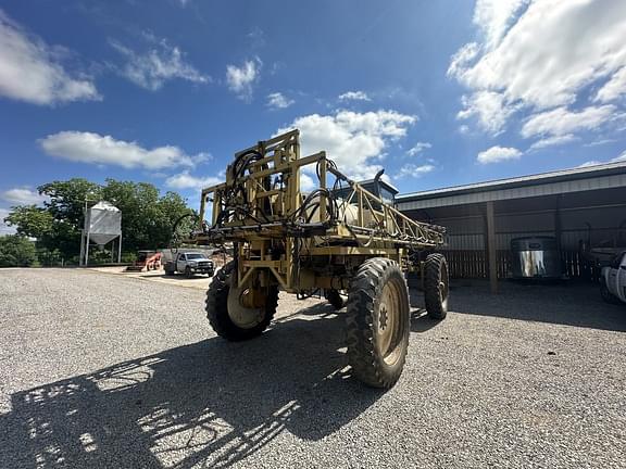 Image of Ag-Chem RoGator 844 equipment image 1