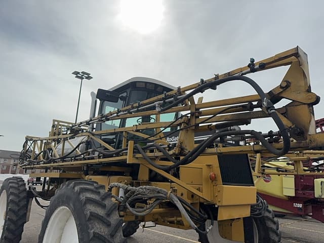 Image of Ag-Chem RoGator 854 equipment image 3