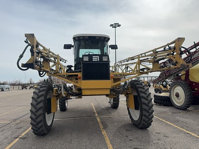 Image of Ag-Chem RoGator 854 equipment image 1