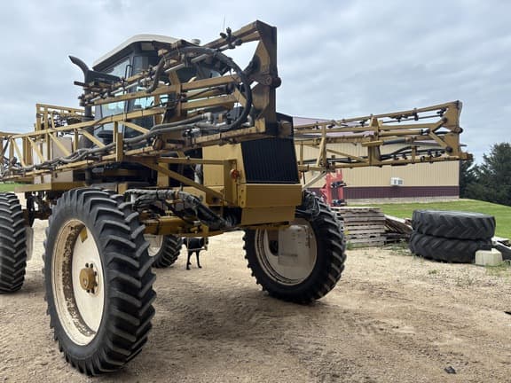 Image of Ag-Chem RoGator 854 equipment image 2