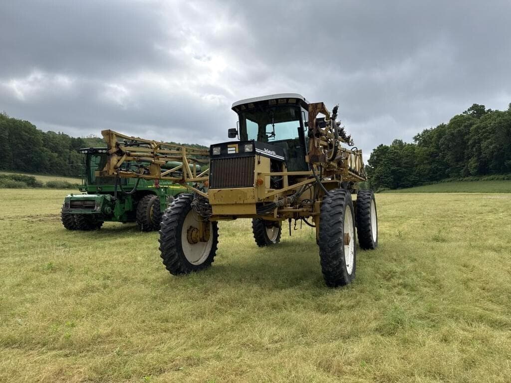 Image of Ag-Chem RoGator 854 Primary image