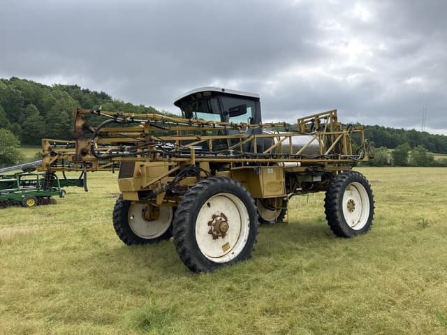 Image of Ag-Chem RoGator 854 equipment image 1
