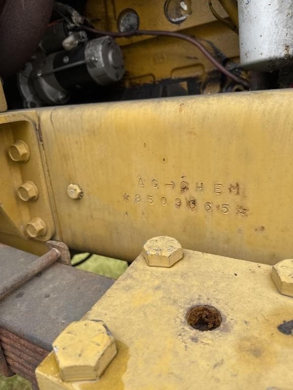 Image of Ag-Chem RoGator 854 equipment image 4