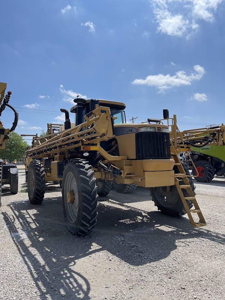 Main image Ag-Chem RoGator 984