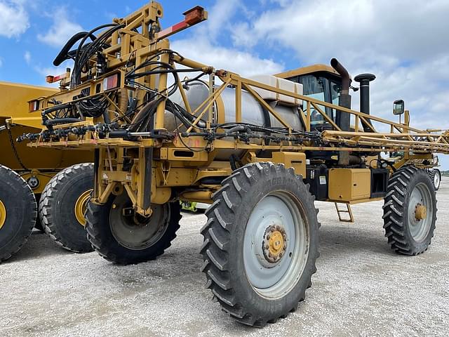 Image of Ag-Chem RoGator 984 equipment image 1