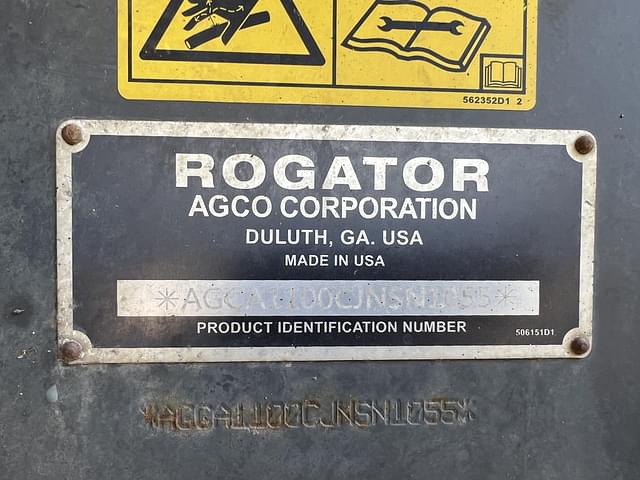 Image of RoGator RG1100 equipment image 1