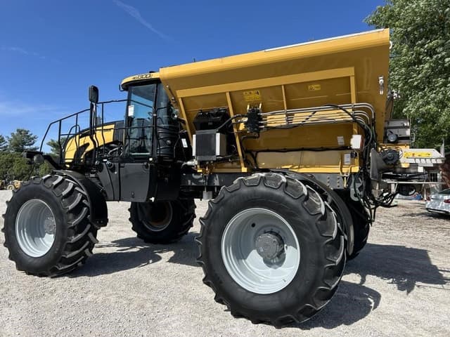 Image of RoGator RG1300C equipment image 4