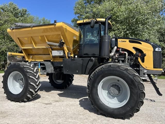 Image of RoGator RG1300C equipment image 1
