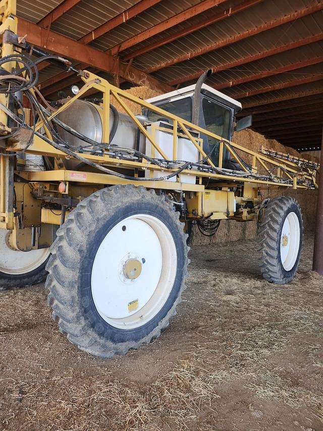 Image of Ag-Chem RoGator 854 equipment image 2