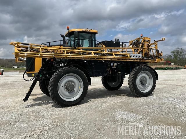 Image of RoGator RG900C equipment image 1