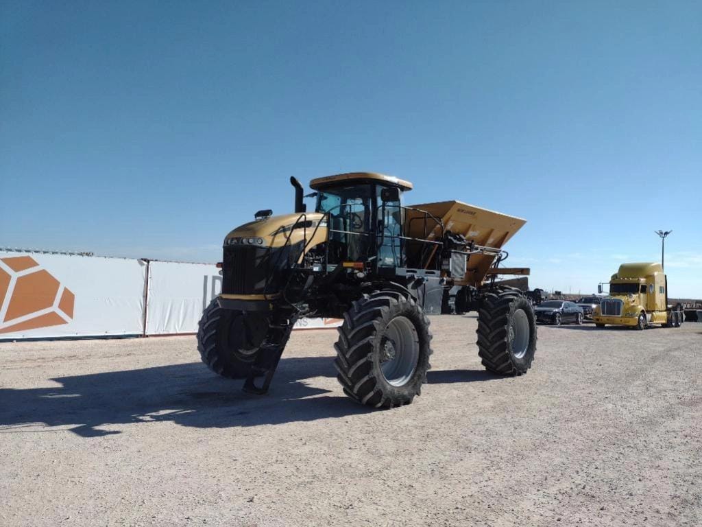 Main image RoGator RG1100