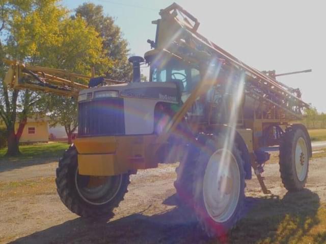 Image of RoGator SS1074 equipment image 1