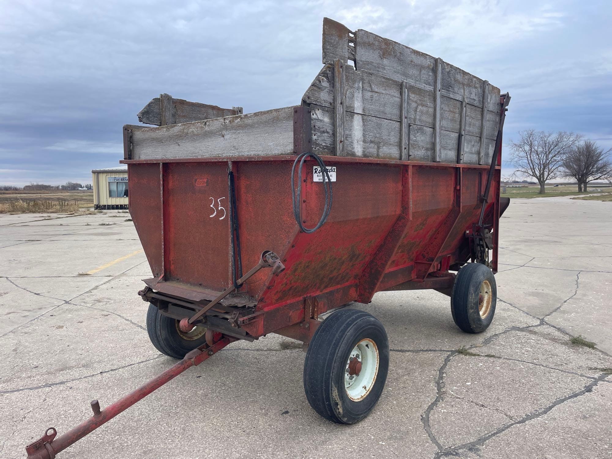 Roorda Undetermined Equipment Image0