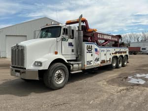 2001 Kenworth T800 Image