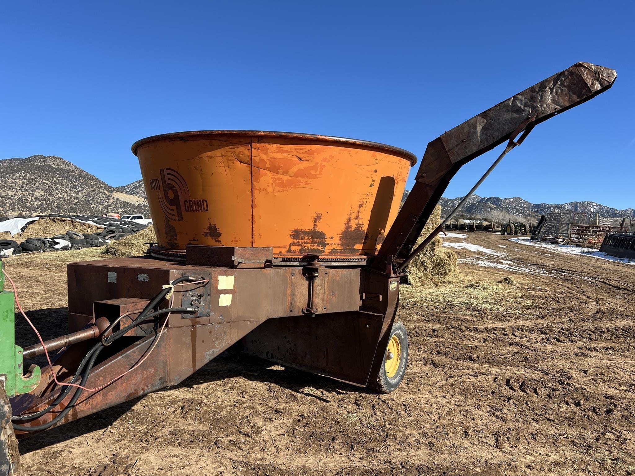 Roto Grind 1090 Equipment Image0