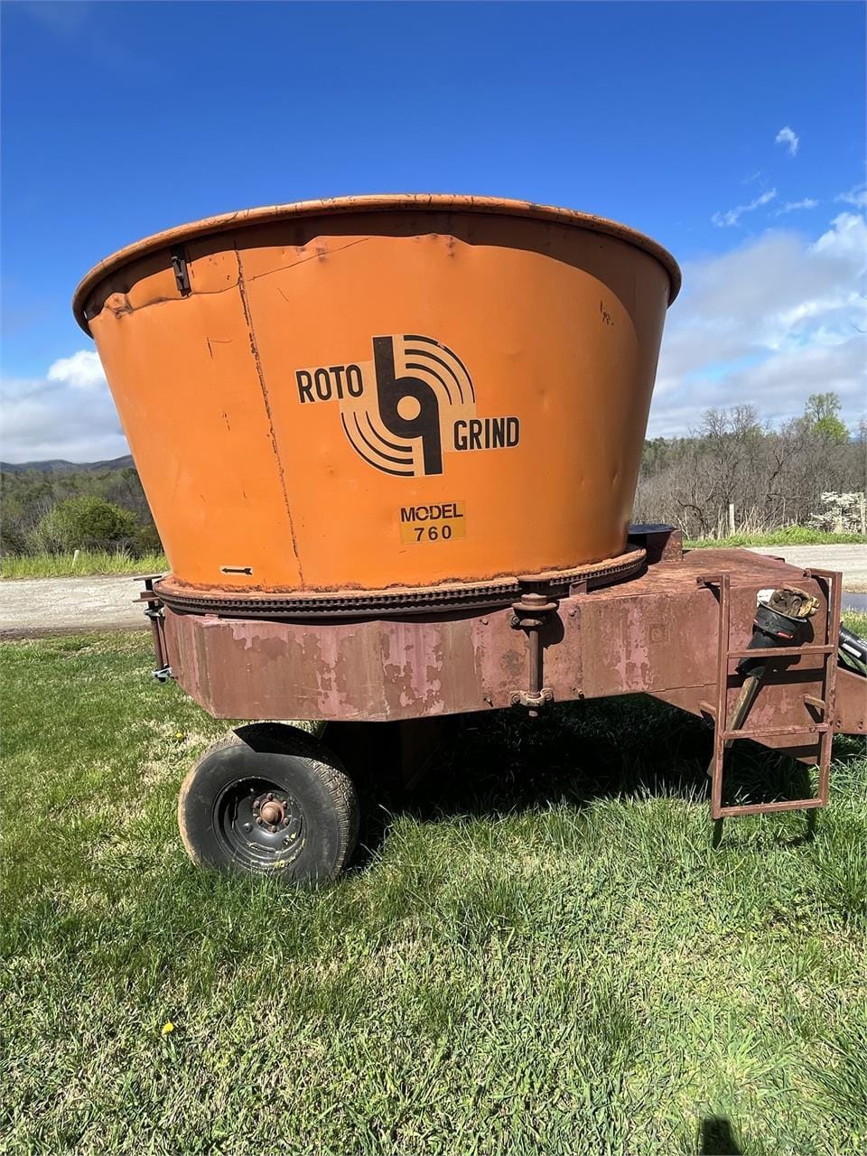 Roto Grind 760 Equipment Image0