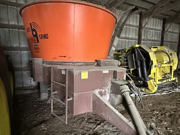 Roto Grind 760 Equipment Image0