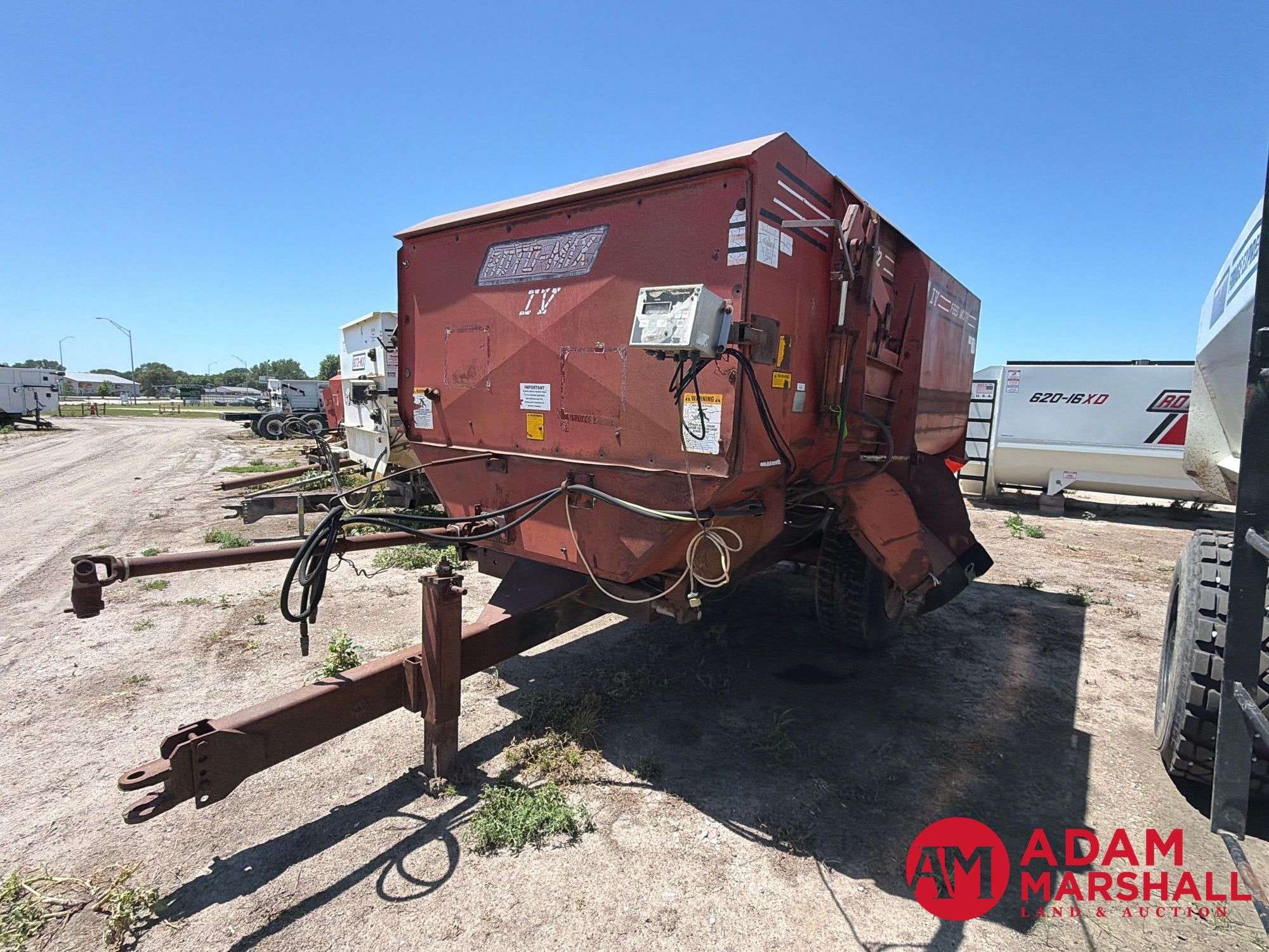 Roto-Mix 354-12 Equipment Image0
