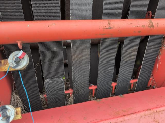 Image of Hesston 5540 equipment image 4