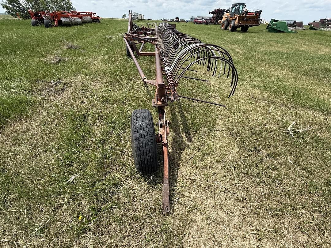 Image of Rowse Dump Rake 42 Primary image