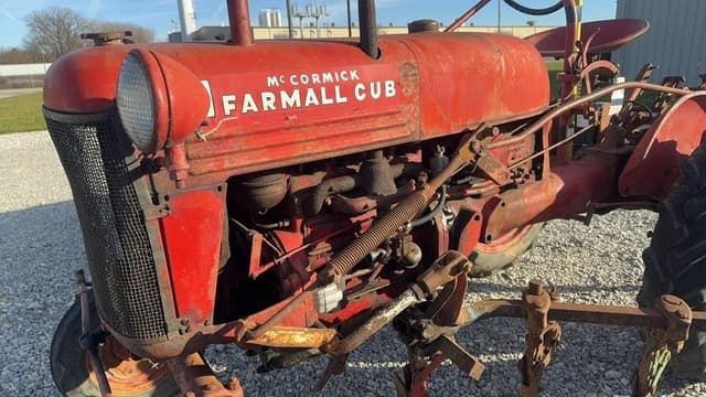 Image of Farmall Cub equipment image 1