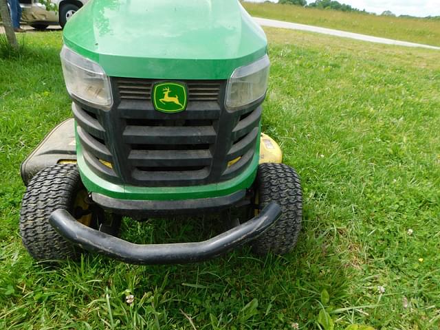 Image of John Deere S240 equipment image 1