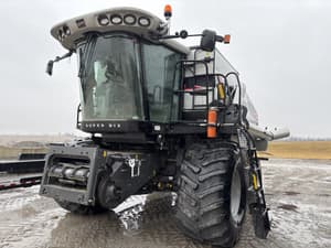 2012 Gleaner S67 Image