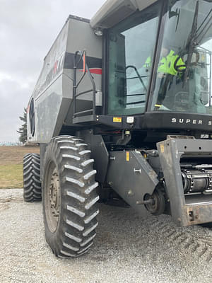 2013 Gleaner S77 Image