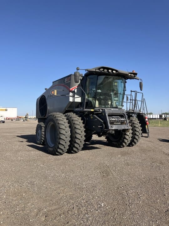 2022 Gleaner S97 Equipment Image0