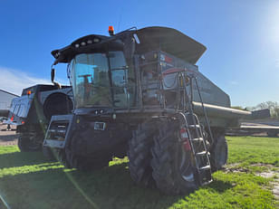 Main image Gleaner S97 0