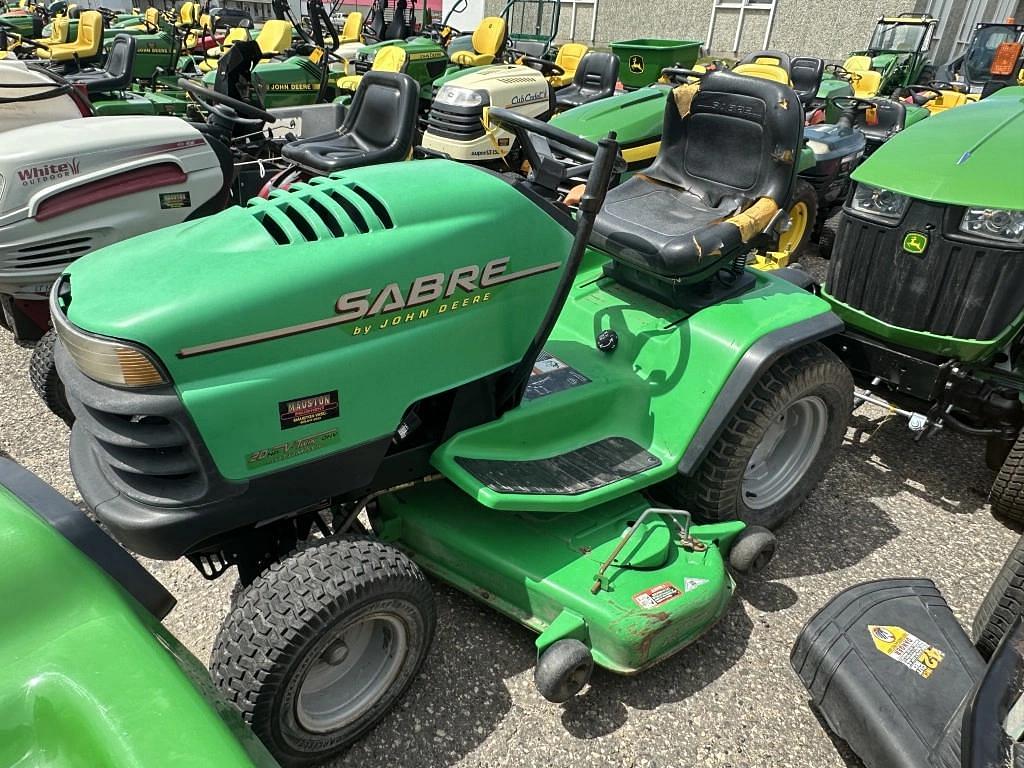 Image of John Deere Sabre Image 0