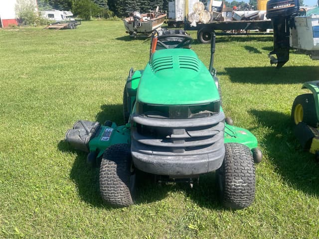 Image of John Deere Sabre equipment image 1