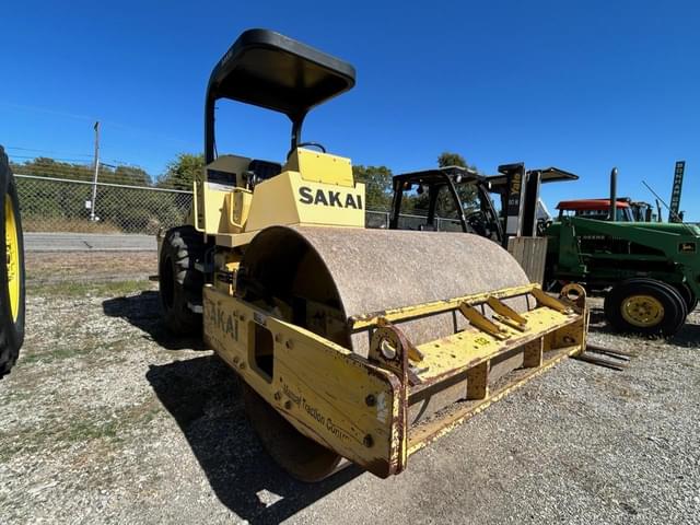 Image of Sakai SV412 equipment image 4