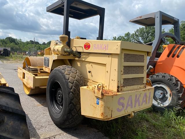 Image of Sakai SV70D equipment image 2